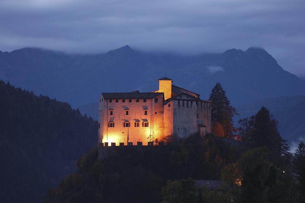 Aparthotel Residenza Casale Comano Terme Exterior foto